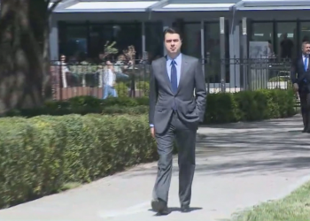 VOA: Basha nesër do quhet kryetari i një partie shumë më të vogël