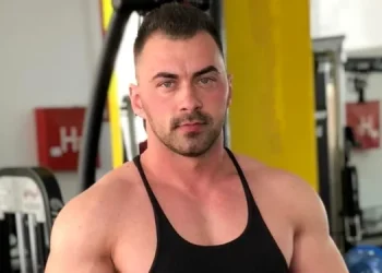 Mister për vdekjen e kampionit të Bodybuildingut