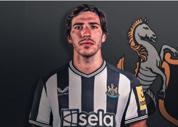 Nis aventura e Tonalit në Angli, mesfushori mbërrin te Newcastle