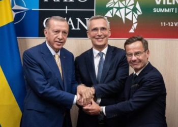 Turqia bie dakord që Suedia të anëtarësohet në NATO