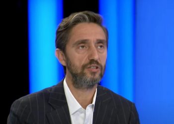 “Me Bislimin kam patur…”/ Ismaili kritikon zv.kryeministrin