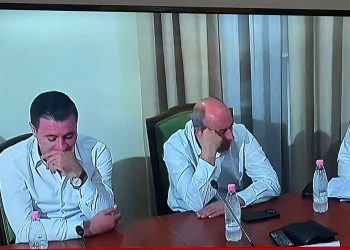 Deputetët i “zë hashashi” në diskutimin për legalizimin(Foto)