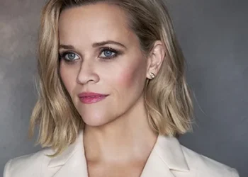 Si dy pika uji! Reese Witherspoon poston fotot me vajzën