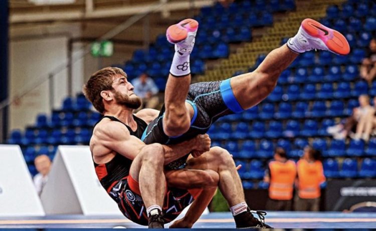 Merr medaljen e artë, Abakarov ngre flamurin kuq e zi në Budapest