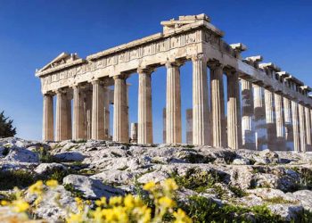 I nxehti përvëlues detyron Athinën të mbyllë Akropolin