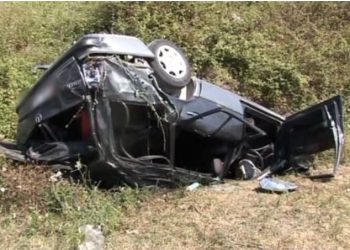 E rëndë! Makina bie në humnerë në Dukagjin, 1 person në gjendje të rëndë (Emri)