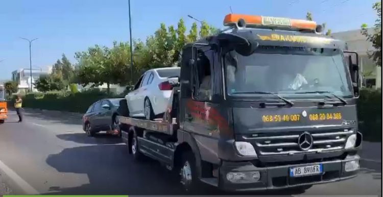 Tjetër aksident në Lezhë, përplasen dy automjete