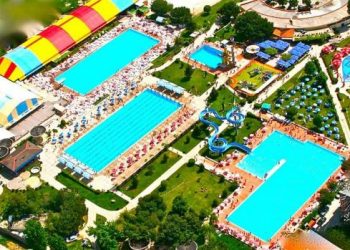 PL: Akuadromi me qira, aferë e re korruptive e Erion Veliajt