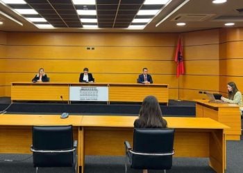 Kalon vetingun Alma Felaj, motra e nënkryetares së Kuvendit