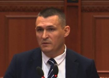 Kush janë 12 mijë qytetarët në përgjim? SPAK “fle” me kufje në vesh!