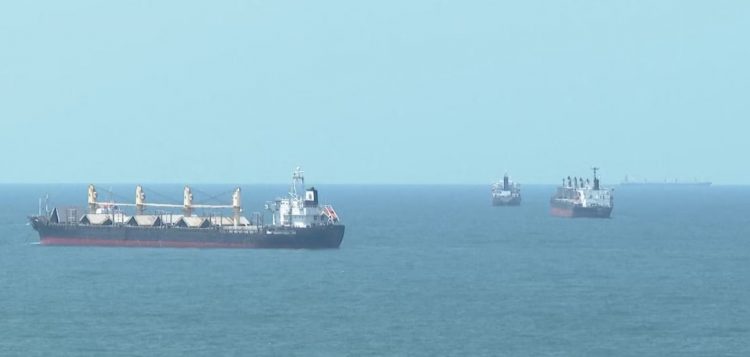 SHBA: Rusia mund të sulmojë anijet me civilë në Detin e Zi