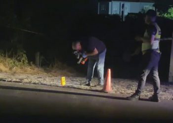 Atentati në Larushk, zbardhet dëshmia e djalit që u plagos: Babai ishte në makinë…