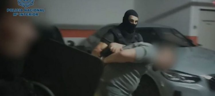 VIDEO/ Momenti i arrestimit të shqiptarit, i shumëkërkuar nga Gjermania