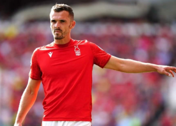 Skandal në Angli, futbollisti akuzohet se ka trukuar mbi 300 ndeshje