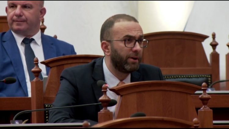 Çështja e Rrajave dhe Ahmetajt, Bardhi: Ndërprisni seancën…