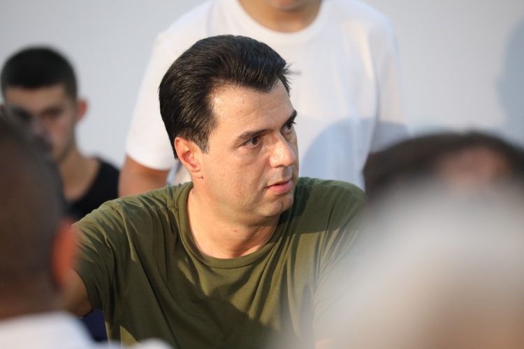 Grupimi i Bashës mban sot zgjedhjet për kreun e Partisë Demokratike