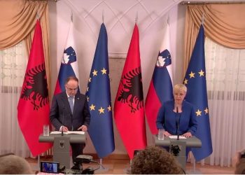 Begaj: Situata në Kosovë zgjidhet vetëm nëpërmjet dialogut