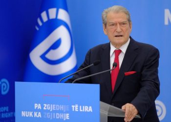 Arrestimi i Ahmetajt? Berisha e ‘mbron’: Ka përgjegjësi, por Rama e detyroi të firmoste