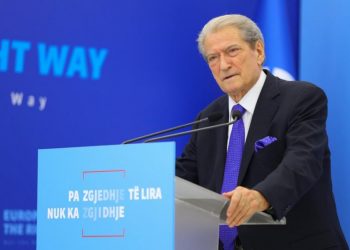 Berisha: Gjoka grabiti bregdetin, Bistri është përbindësh i krimit