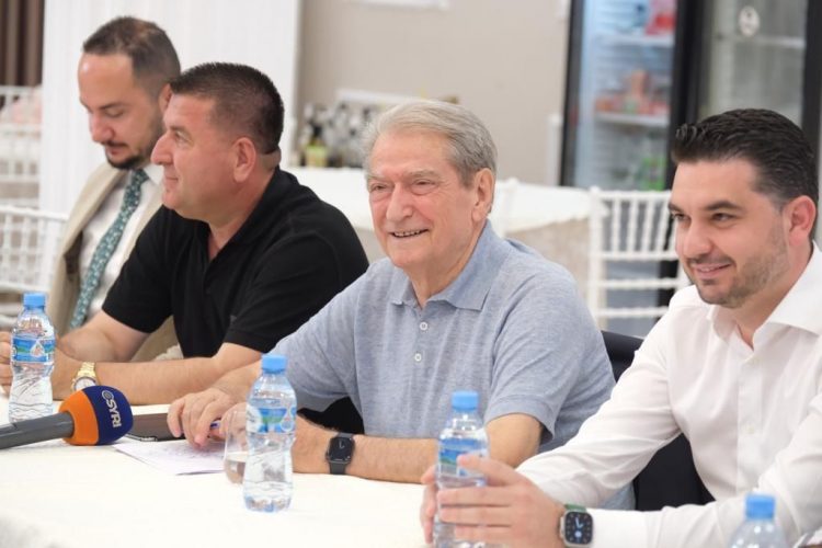 Zgjedhjet në Rrogozhinë, Berisha: Të bëjmë gjithçka, njerëzit u revoltuan nga vendimi i KAS