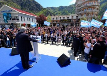 ‘Ka disa dosje’, si e denonconte Berisha ish-kryebashkiakun Fran Tuci