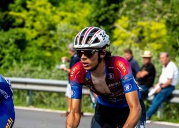 Tragjedi në çiklizëm, humb jetën 17-vjeçari italian