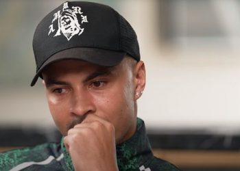 Alli rrëfen fëmijërinë tronditëse: Shoqja e mamasë time abuzoi me mua