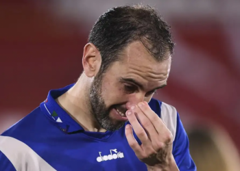 Fundi i një ‘epoke’, Diego Godin i jep ‘lamtumirën’ futbollit