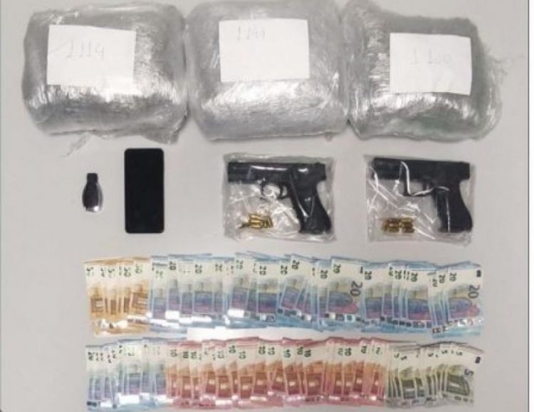 Drogë dhe armë, arrestohet 40-vjeçari shqiptar në Selanik