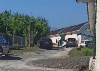 I vihet eksploziv ish-magazinave të grumbullimit në Mamurras