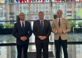 Përfaqësues të Listës Serbe priten nga Escobar në Uashington