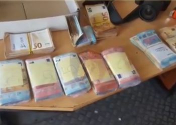 U kapën me 2.8 mln euro e 3.4 kg ar, lirohen 4 nga 12 të arrestuarit