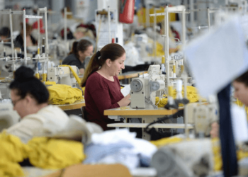 Edhe punëtorët aziatikë largohen nga Shqipëria, emigrojnë në BE