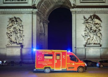 Një tjetër natë dhune në Francë, vdes një zjarrfikës dhe plagosen 3 policë