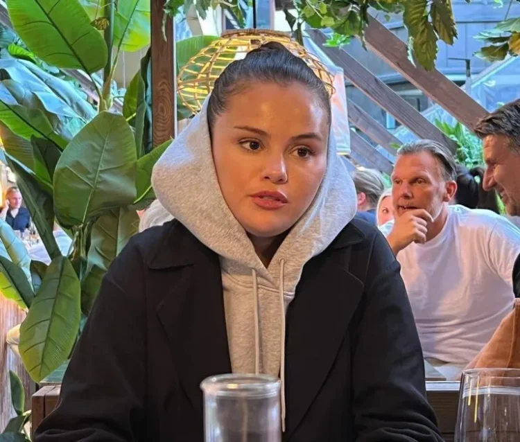 Selena pyet Tik Tokun pse është beqare, dhe përgjigja nuk i pëlqeu