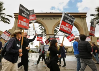 Protesta edhe në Hollivud! Çfarë kërkojnë aktorët e njohur?