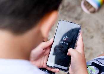 Paralajmëroi në TikTok se do vetëvritej, policia lokalizon personin nga adresa e IP-së