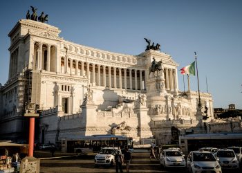 Italia “zbut” tonet, ndryshon qëndrim për marrëdhëniet me Kinën