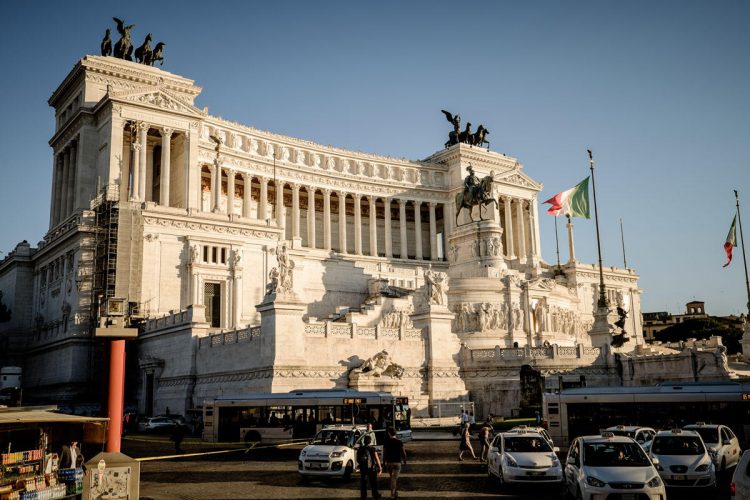 Italia “zbut” tonet, ndryshon qëndrim për marrëdhëniet me Kinën