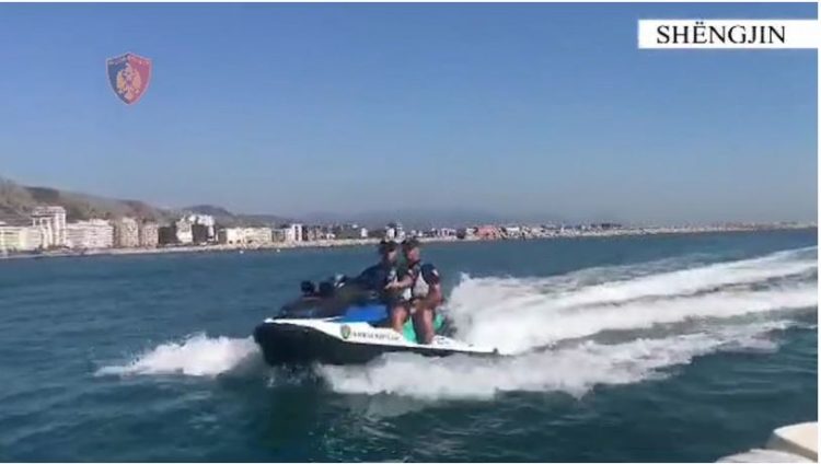 Bllokohen 8 mjete ‘Jet Sky’ në Shëngjin, gjobiten pronarët