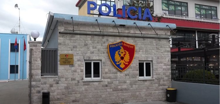 Atentati mafioz në Krujë/ Shoqërohen 3 persona në polici, kontrolle në banesat e tyre