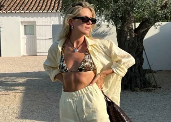 Kompletet më të bukura verore për një pamje perfekte në pesë minuta