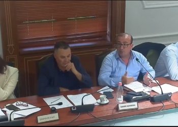 Legalizimi i kanabisit, deputeti: Të pyeten edhe ‘çunat e Londrës’…