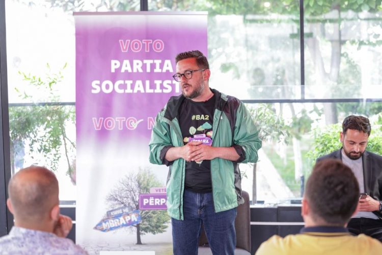 Humbën 4 pjesëtarë, kryebashkiaku ngushëllon familjet Zogu