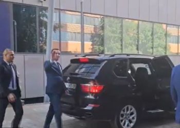 A do takoheni me Edi Ramën? Ja reagimi i Albin Kurtit