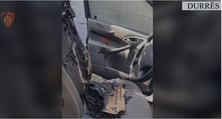 I vuri zjarrin një makine të parkuar, kapet 27 vjeçari në Durrës