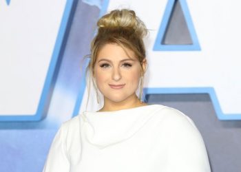 Këngëtarja e njohur bëhet nënë për herë të dytë: Kjo është e mahnitshme