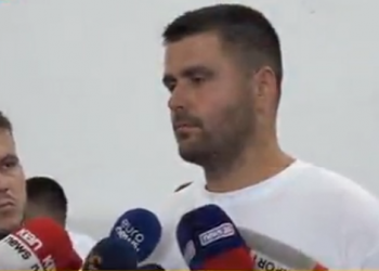 Fitoi në Rrogozhinë, Memolla: Falenderoj të majtë e të djathtë…