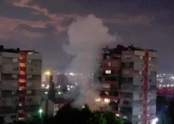 Një shpërthim i fuqishëm trondit veriun e Mitrovicës. Ja çfarë dyshohet