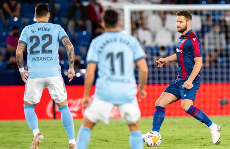 Dështoi në Spanjë, ja ku mund të luajë Mustafi